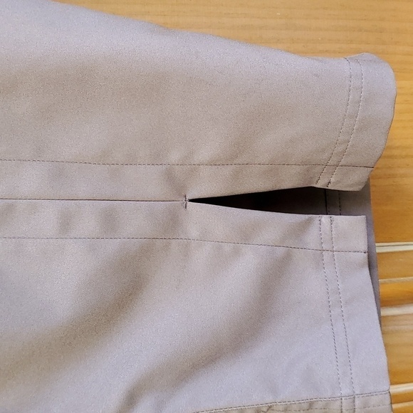 LIJA, Womens Bermuda shorts.  Size 6. Gray. 4 pockets, Golf. Pickel ball. Tennis - Picture 4 of 12